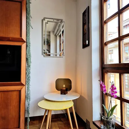 Apartment Instituto 28 *
