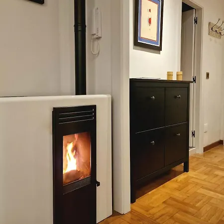 Instituto 28 Apartman Gijón