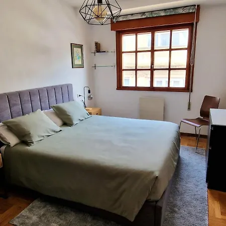 Instituto 28 Apartman *